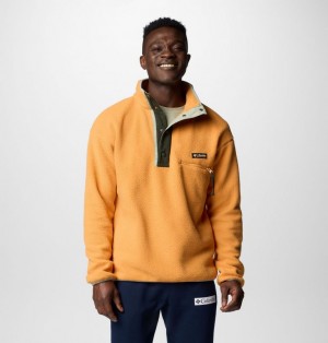 Columbia Helvetia™ Streetwear Men Fleece Yellow | 35209523